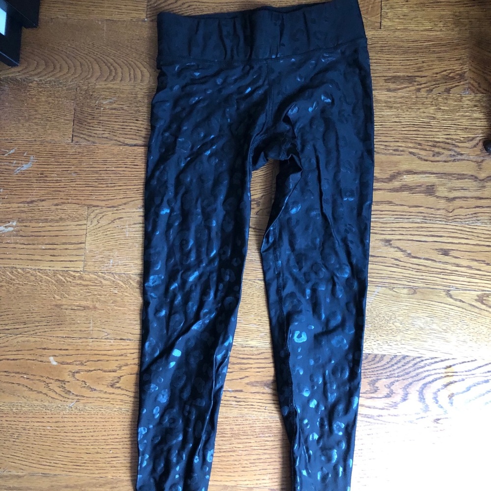 NWOT Terez leopard print foil leggings